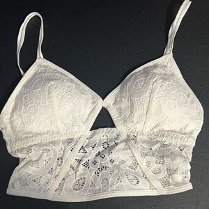 NWOT Gilly Hicks White Lace Longline Bralette